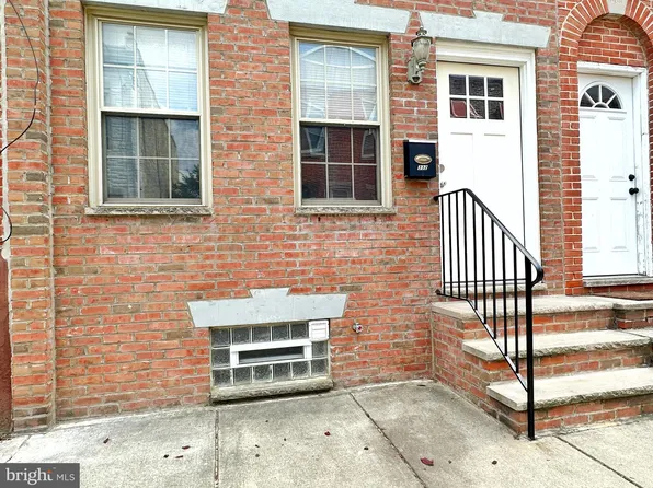 332 Emily St, Philadelphia, PA 19148