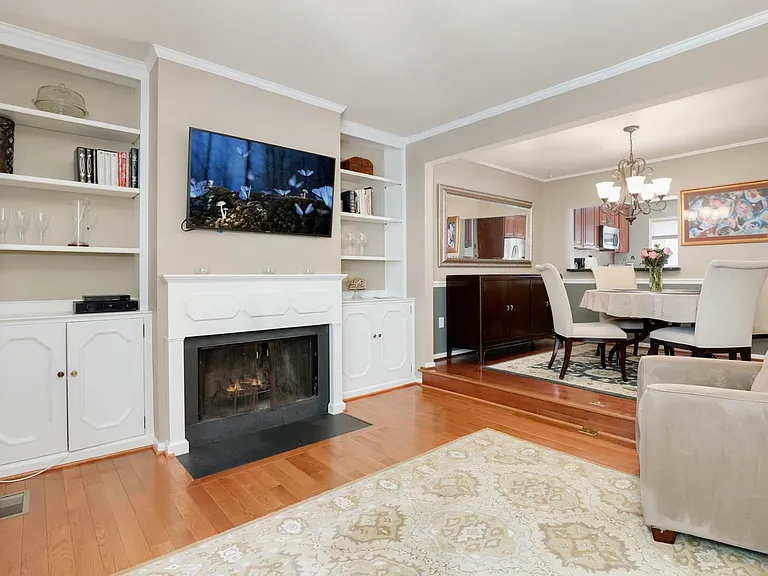 9765 High Water Ct — Photo 36