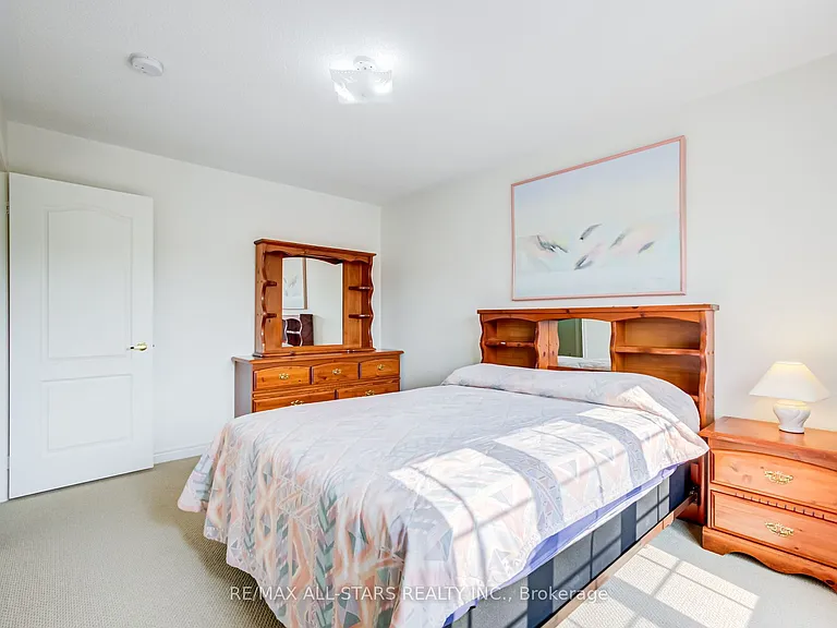 102 Creekland Ave — Photo 41