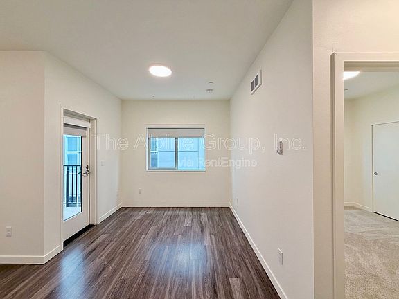 3rd image of 1545 NE 41st Ave Unit 204