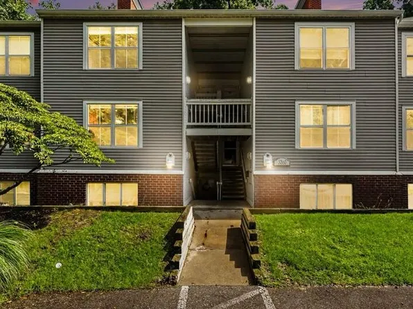 3360 Pine Meadow Dr SE APT 302, Kentwood, MI 49512