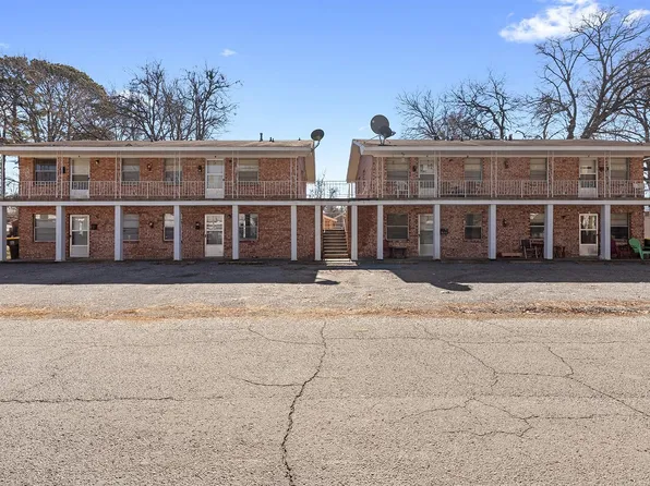 318 E Purdon St, England, AR 72046