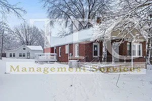 315 S Crane St #C — Photo 14