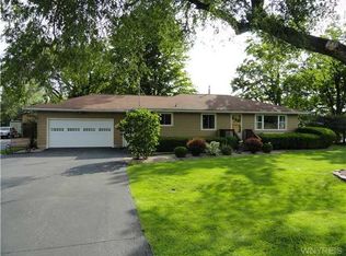 6668 Boston State Rd, Hamburg, NY 14075