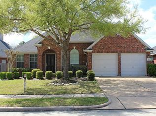3326 Appleton Dr, Pearland, TX 77584
