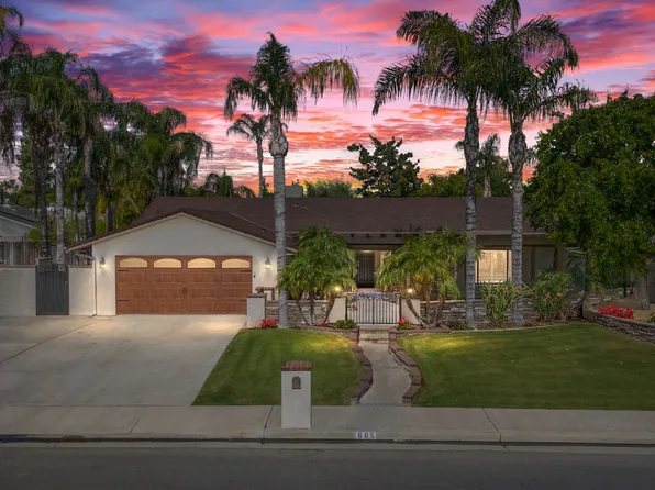 605 N El Rio Dr, Bakersfield, CA 93309
