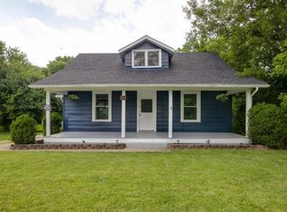 5910 Salem Bend Dr, Dayton, OH 45426