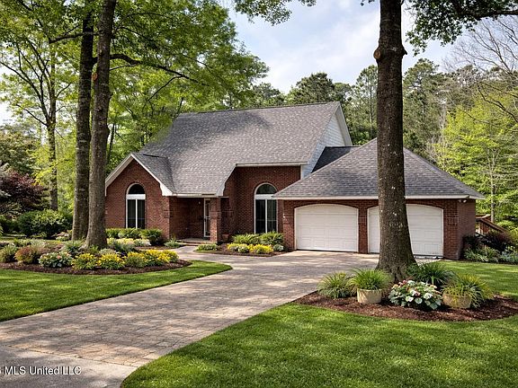 3rd image of 9213 Selena Dr
