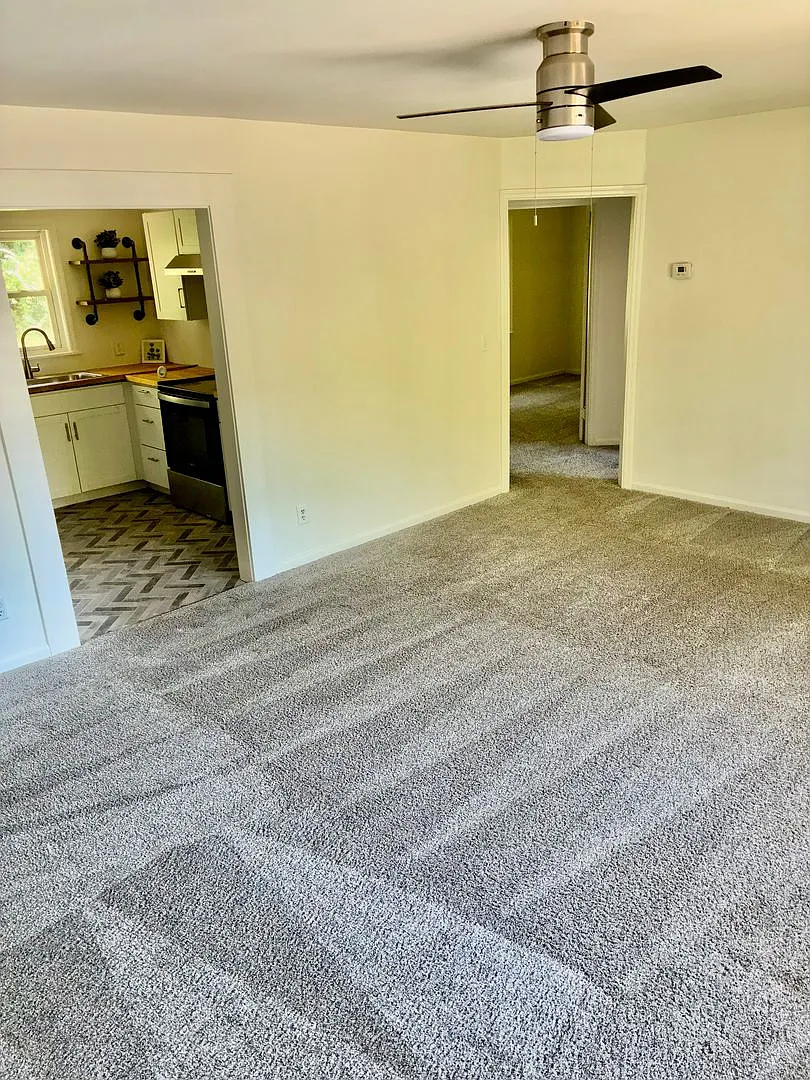 109 Signal View Street — Photo 1