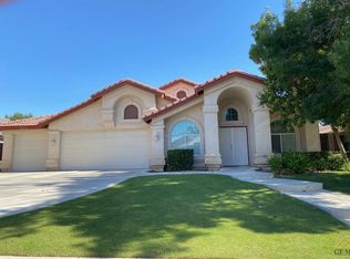 11813 Stonington St, Bakersfield, CA