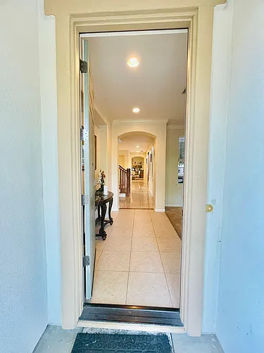 381 W Alameda Dr Photo 1