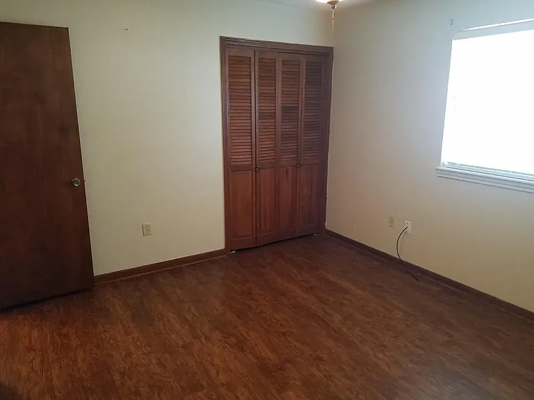 102 Wells St — Photo 12