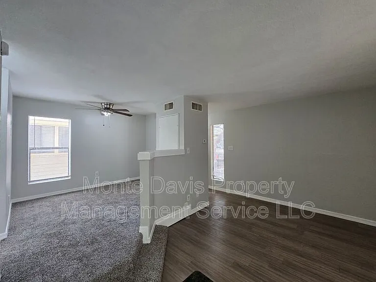 513 S Park Dr #201 — Photo 15