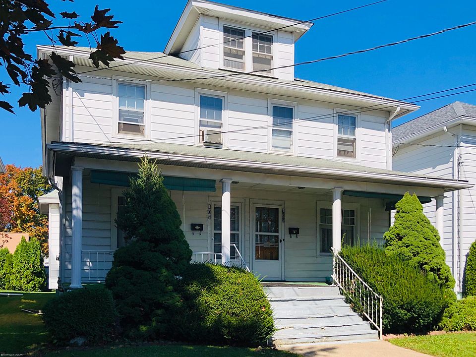 1st image of 107 1st Ave