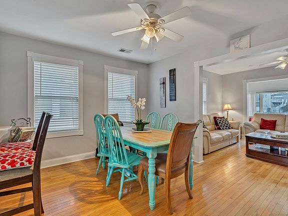5th image of 43 Hillcrest Ave #B
