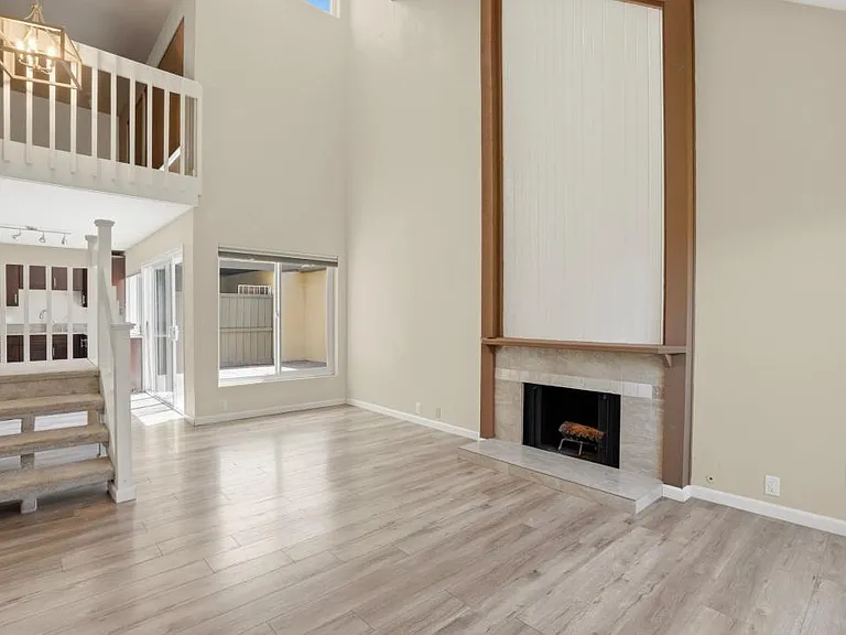 8879 Hillery Dr — Photo 3