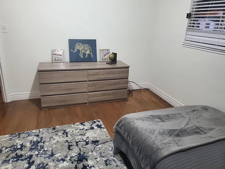 745 Center St — Photo 11