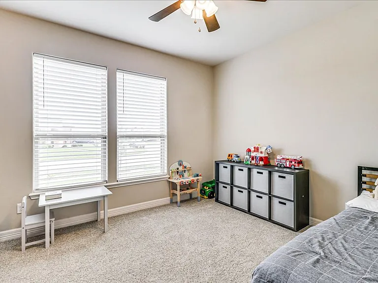 7617 Diamond Dr — Photo 24