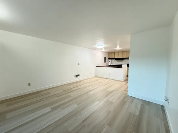 4745 Ravenna Ave NE #4745, Seattle, WA 98105