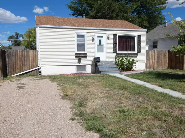 609 E 9th St., North Platte, NE 69101