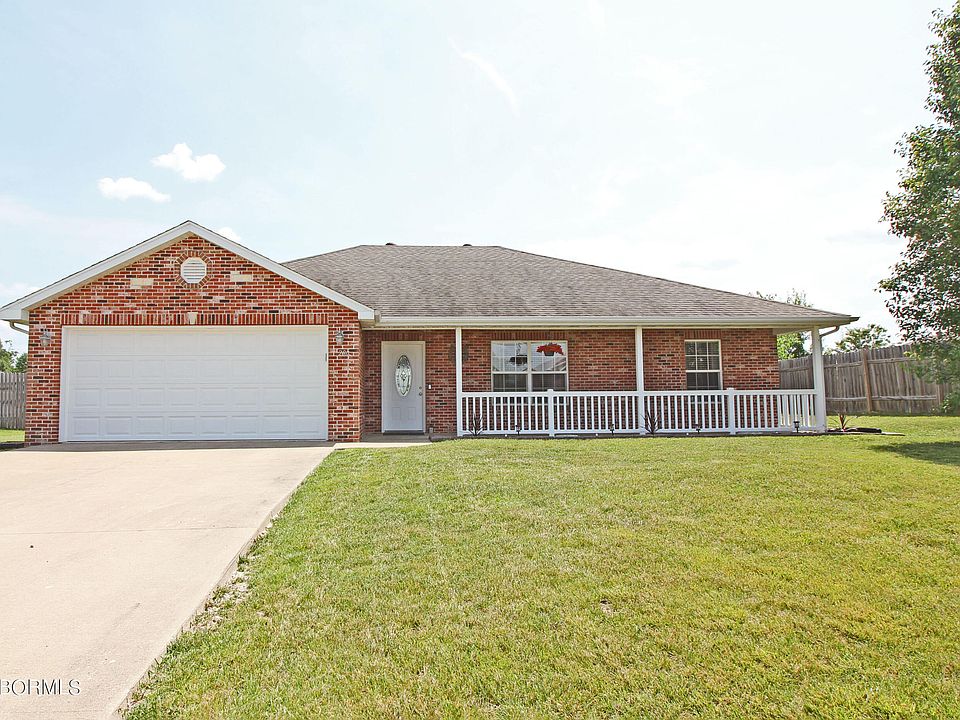 1st image of 290 Brookstone Dr