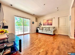 2113 Windsor  Park Ct, Englewood, NJ 07631