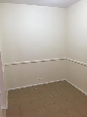 Rented by Roberto Guilbet, LREB | media 33