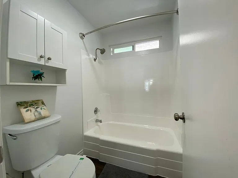 Villas de Laura Apts — Photo 11