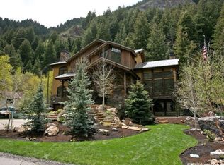 6627 N Fairfax Dr, Provo, UT 84604