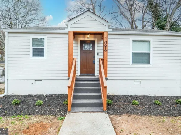 1096 Ferndale St, Stone Mountain, GA 30083