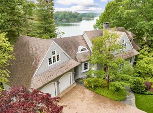 27 Locke Rd, New Castle, NH 03854