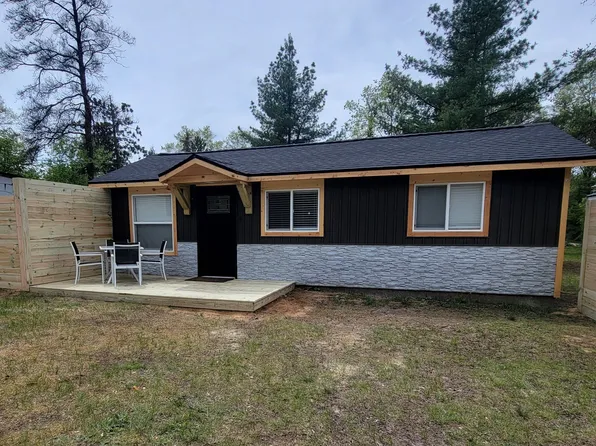 10151 Ponderosa Rd, Saint Helen, MI 48656