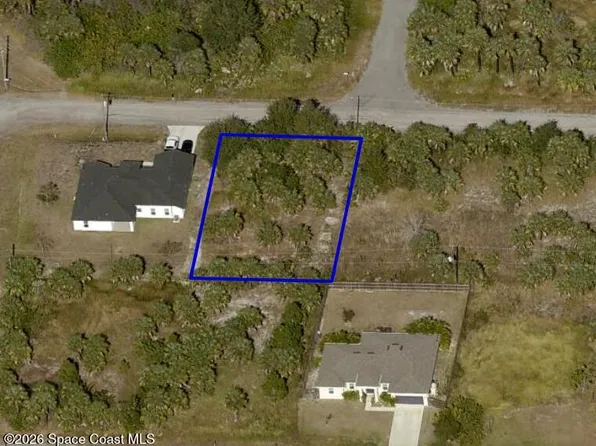 690 Mexia St SW, Palm Bay, FL 32908