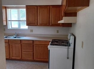3320 N 84th Pl, Kansas City, KS 66109