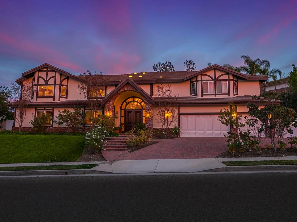 1st image of 3834 Alonzo Avenue