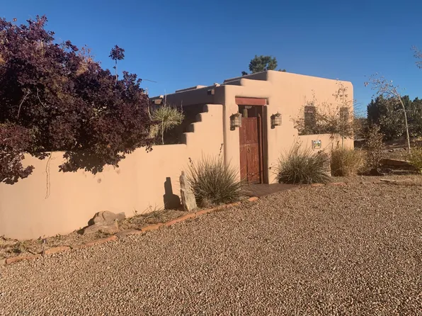 45 Heartstone Dr, Santa Fe, NM 87506