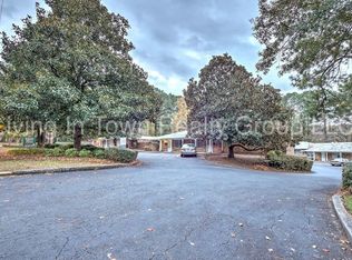 3727 Embry Cir, Atlanta, GA 30341