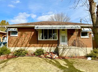 51 Spurgeon Dr, Chatham Kent, ON N7L3W4