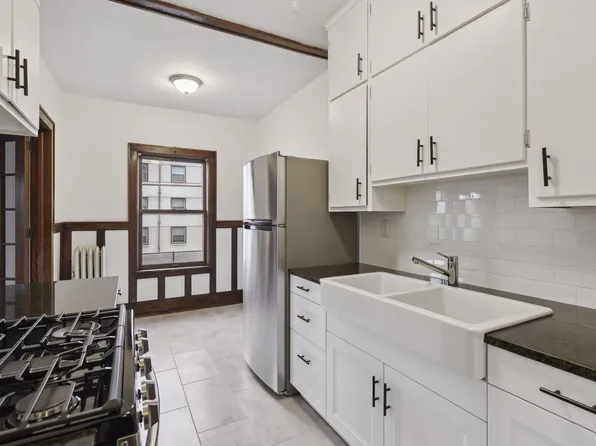 2309 Grand Ave S APT 26, Minneapolis, MN 55405