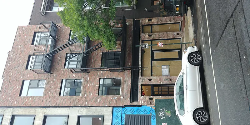 Rented by Reyes & Elsamad Real Estate Group | media 48