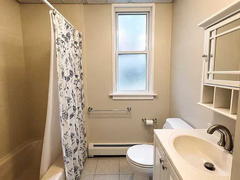 64 White Pl #1 — Photo 8