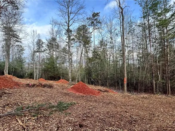 2 Cabin Creek Rd, Hays, NC 28635