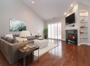 1190 Windmill Way E, Avon, OH 44011