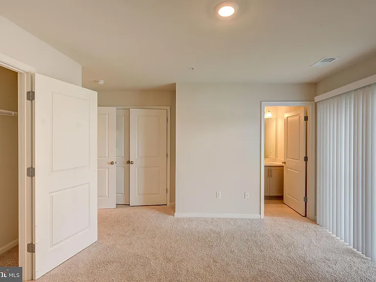 5059 Silver Oak Dr — Photo 12