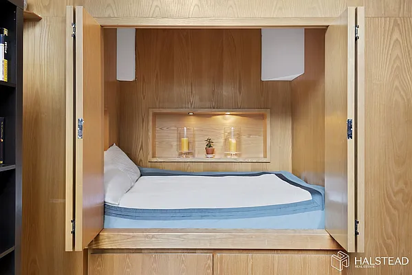 Sold by Halstead Real Estate | media 5