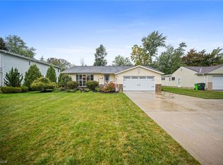 1970 Som Center Rd, Mayfield Heights, OH 44124
