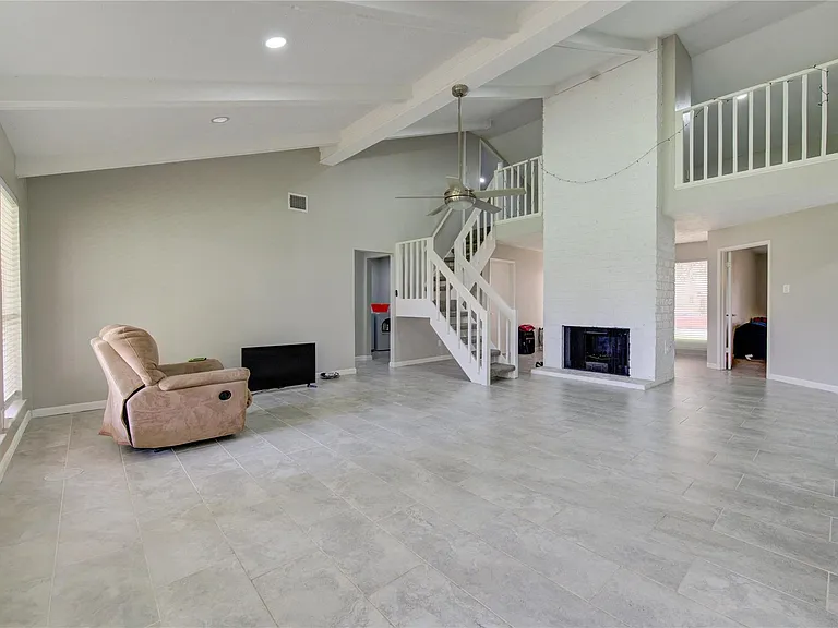 3046 Wagon Trail Dr — Photo 8