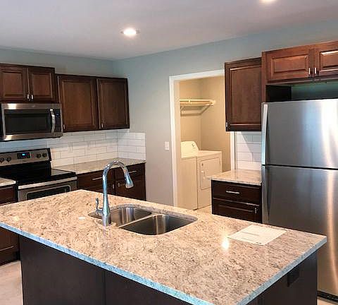 GRANITE COUNTER TOPS