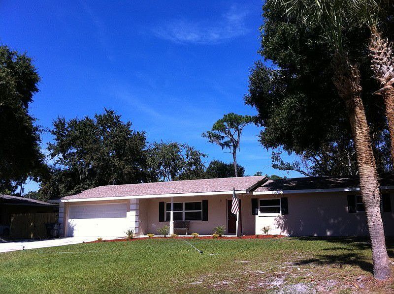 1st image of 305 Bluebird Ave