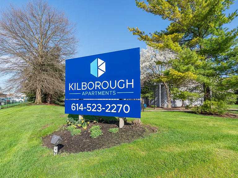 Kilborough Apartments — Photo 14